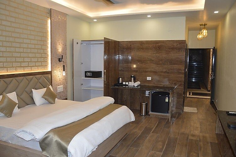 Presidential Suite
