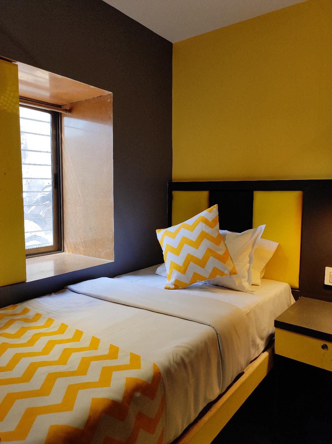 Cabin Room