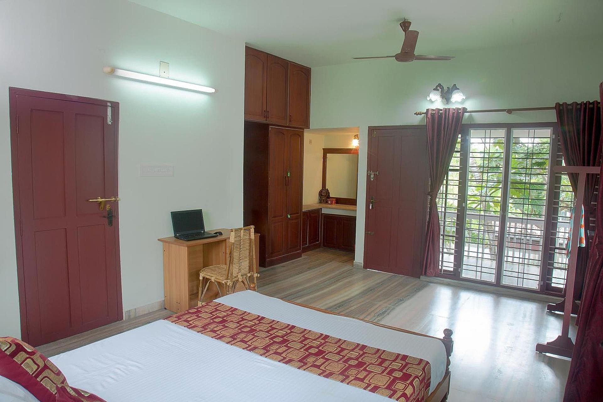 Deluxe Family Room