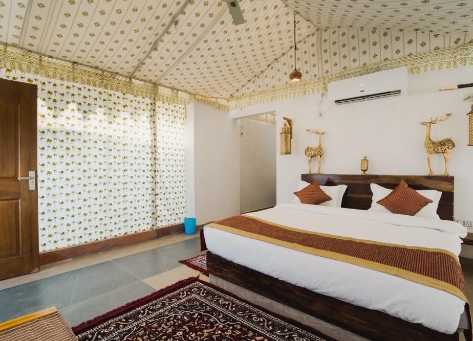 Deluxe Tent
