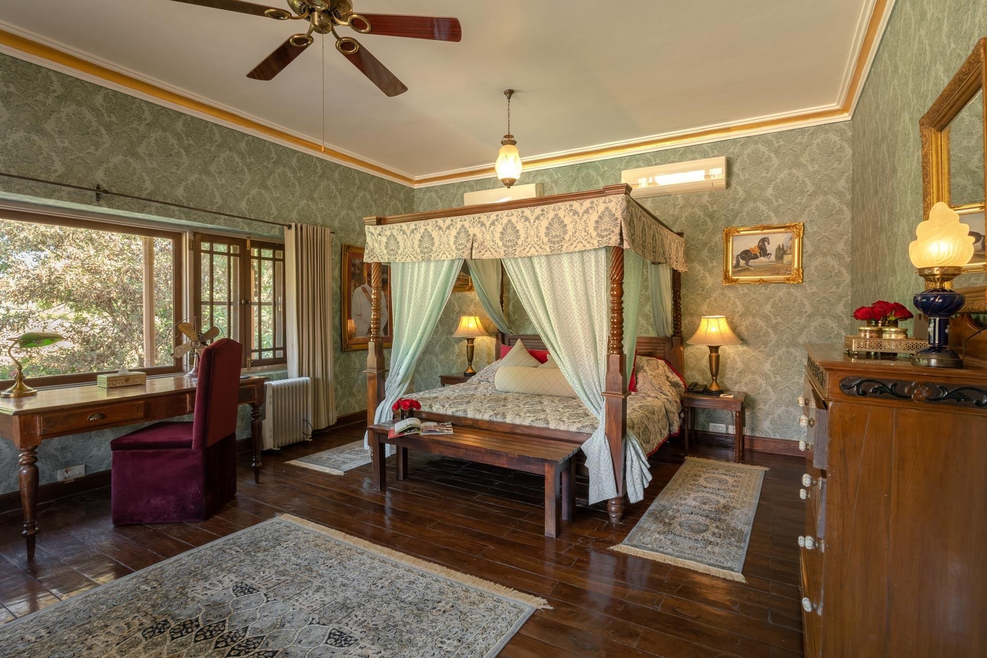 Classic Room