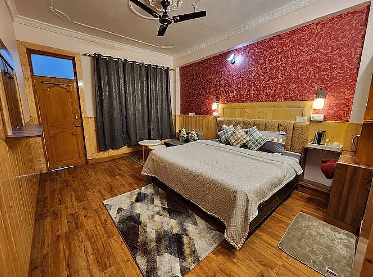 Dorms(4 Bed)