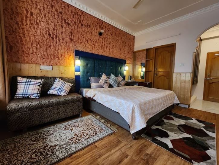 Superior Room with Kitchenette