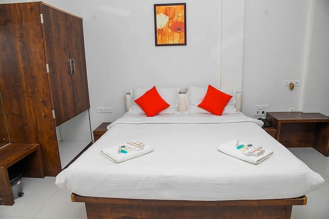 Vedaa Holidays Resort Super Deluxe Room 3