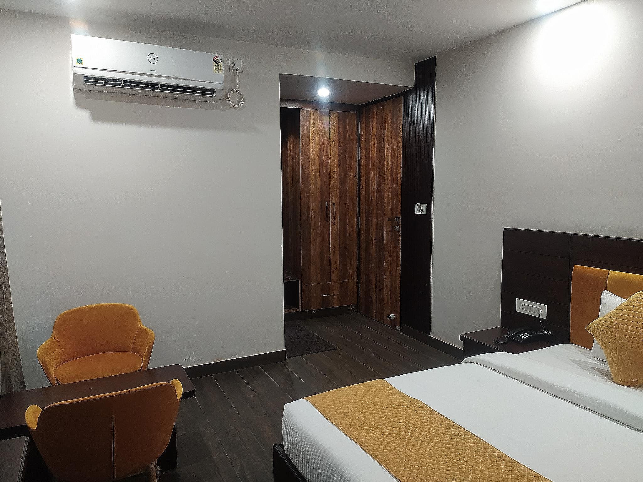 Tangerine Room