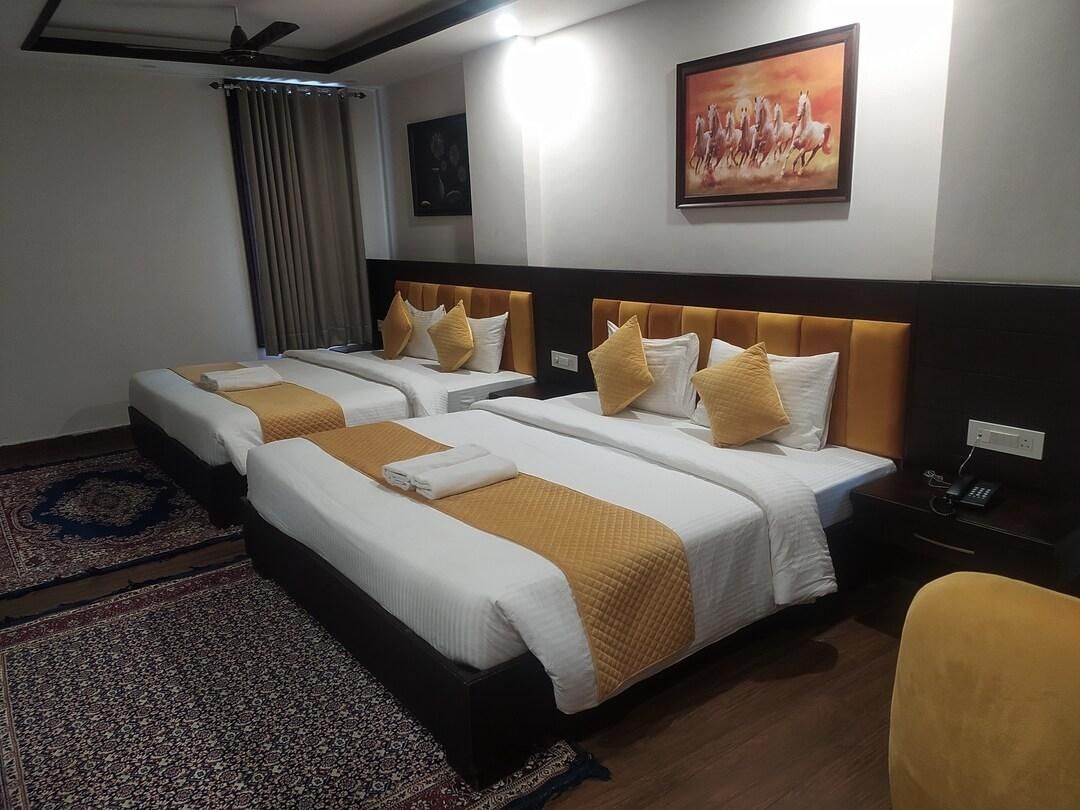 Tangerine Room