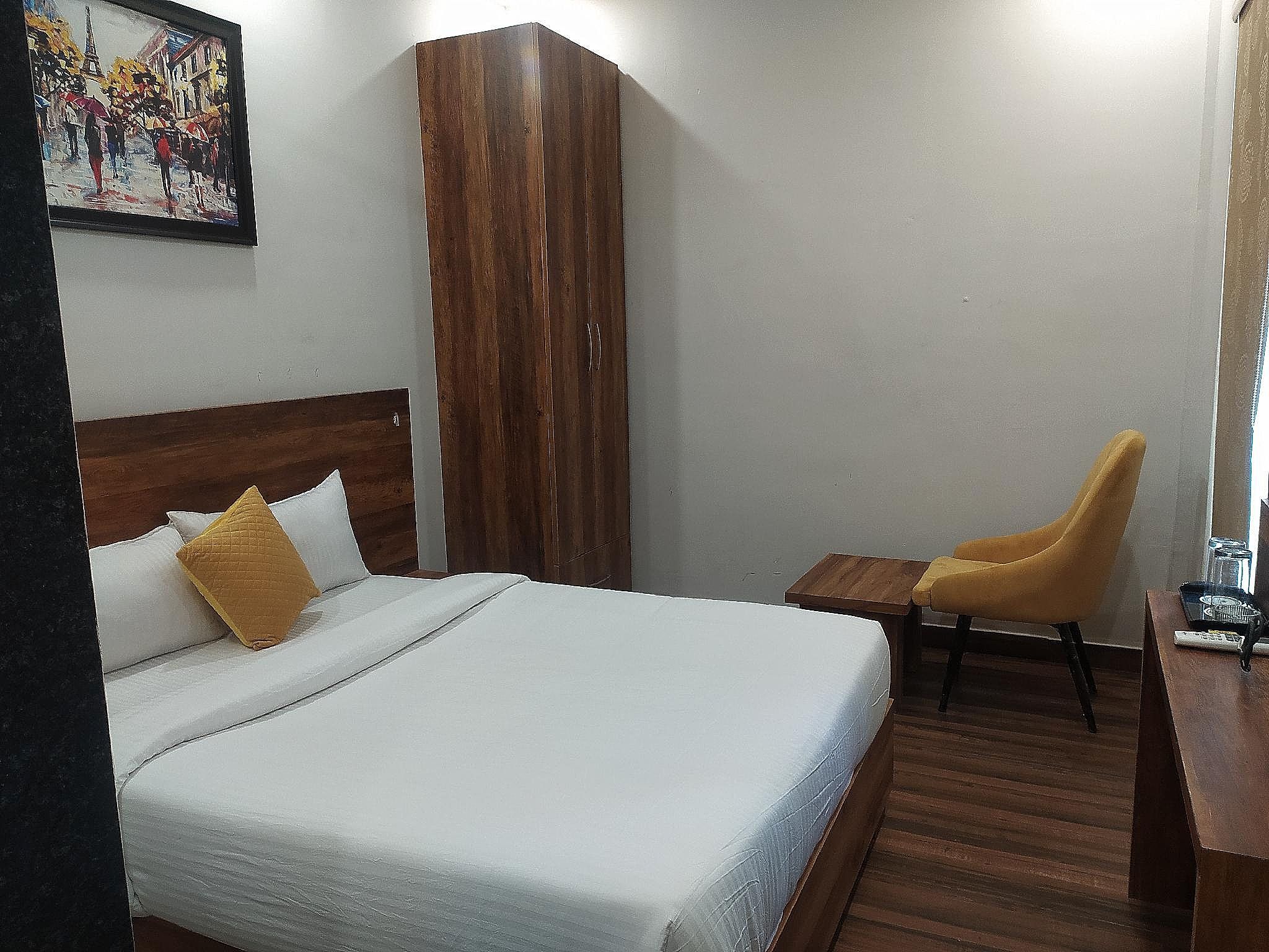 Citrus Room