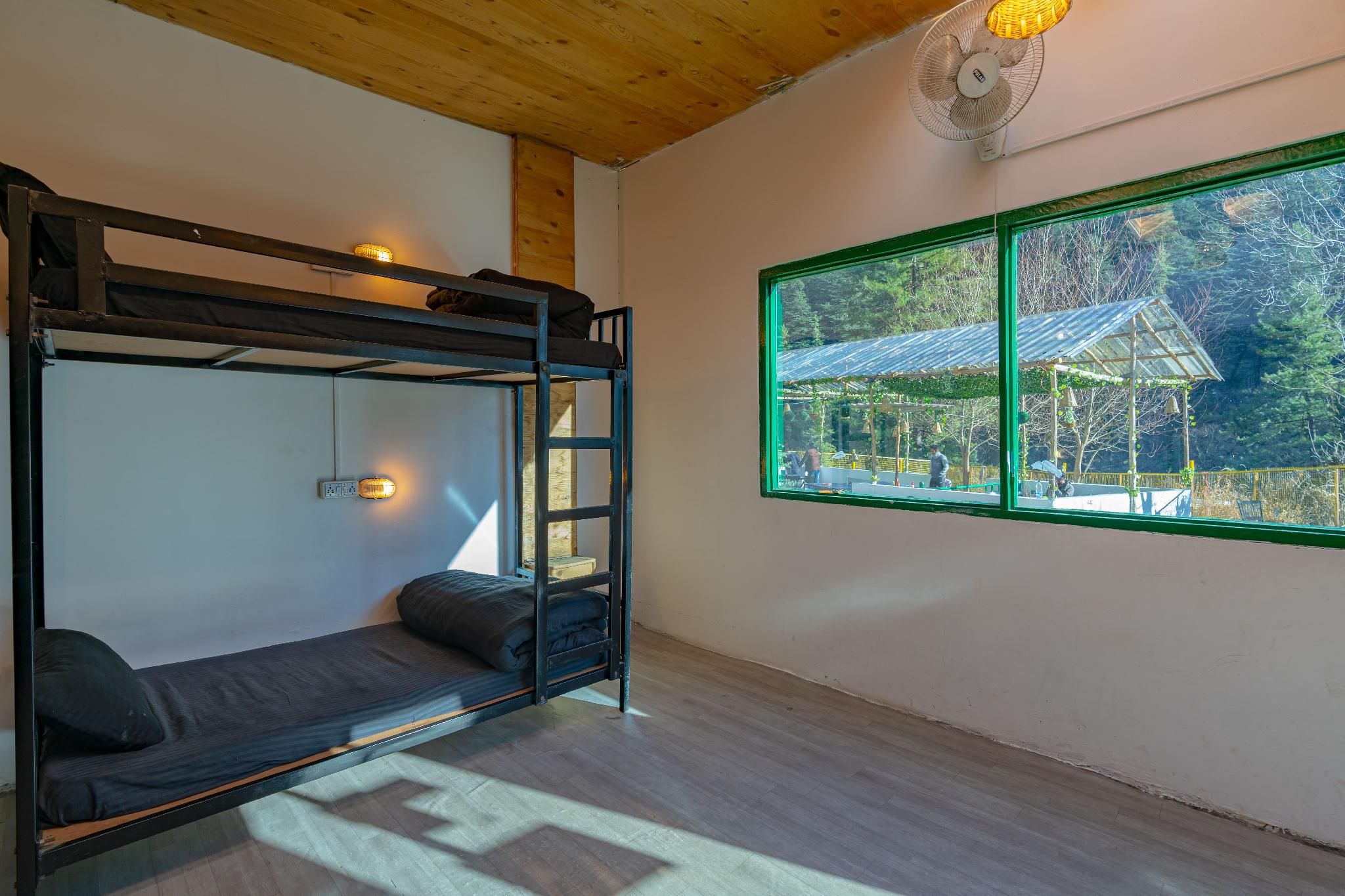 Jungle Hostel Kasol by Whoopers