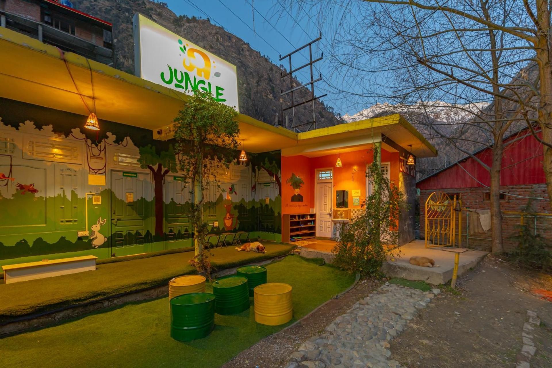 Jungle Hostel Kasol by Whoopers