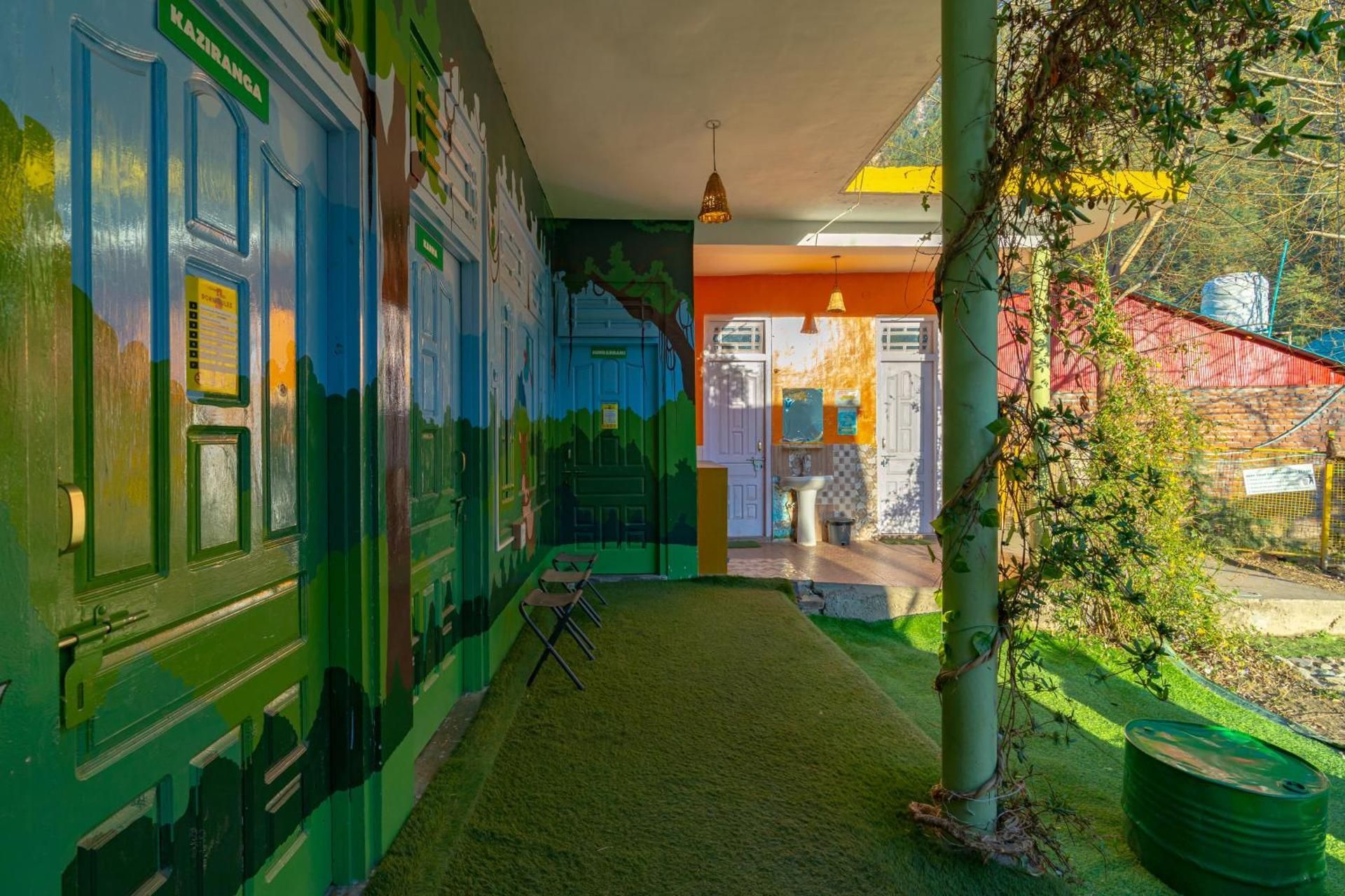 Jungle Hostel Kasol by Whoopers