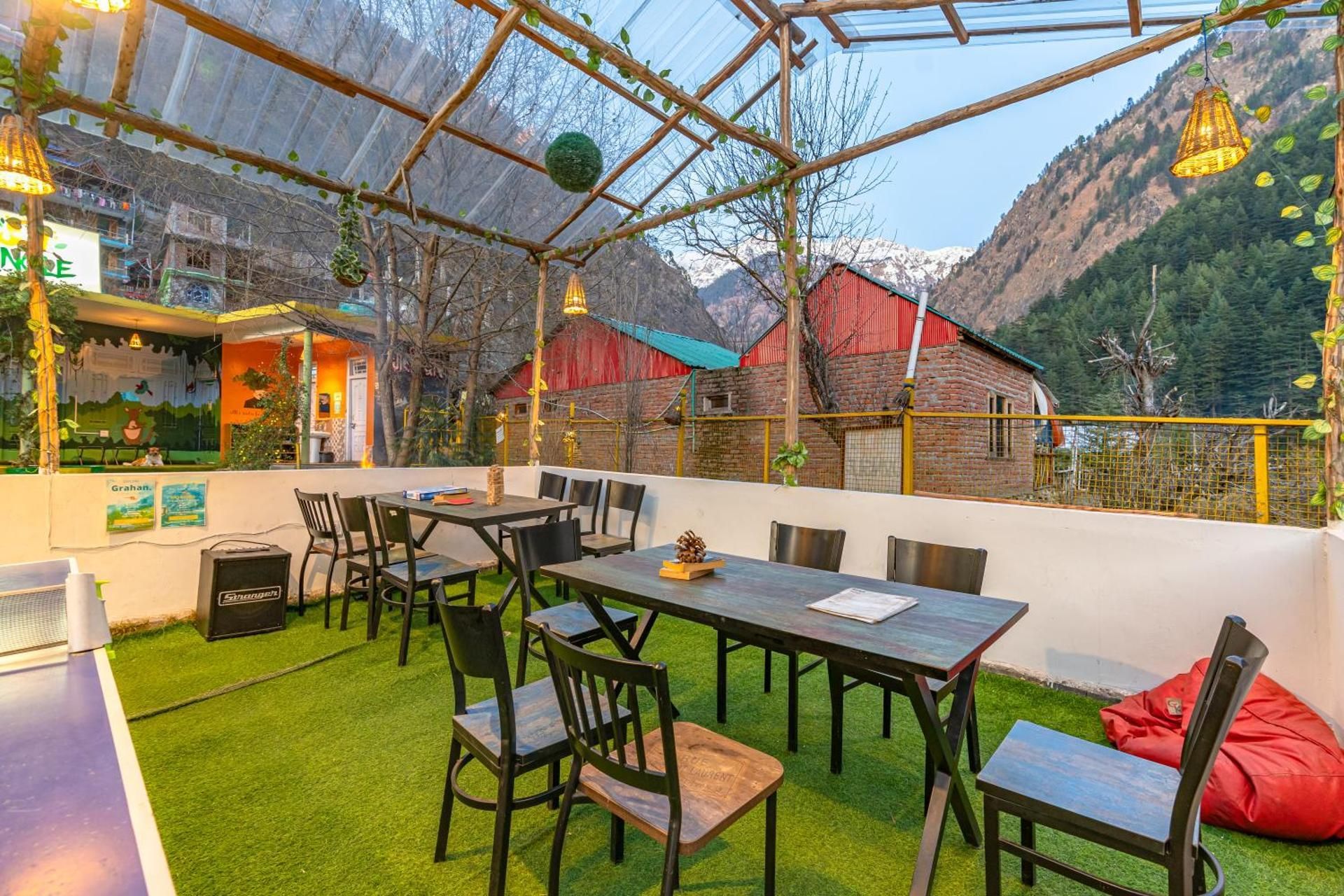 Jungle Hostel Kasol by Whoopers