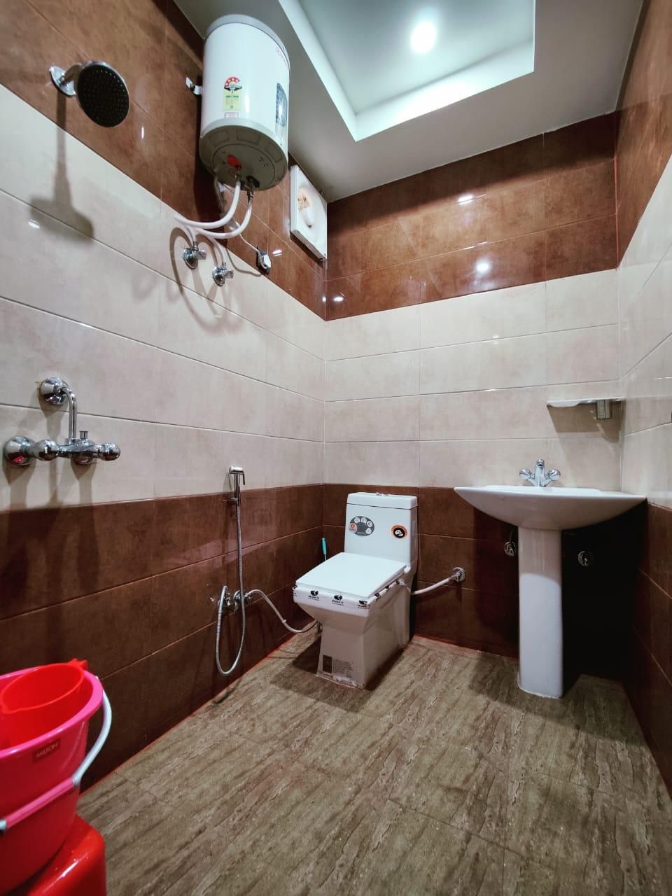 Hotel Royal Vrindavan Super Deluxe Double Bed Room 5