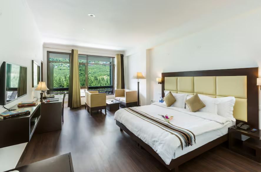 Premium Lanai Family Suite (Water Fall View)