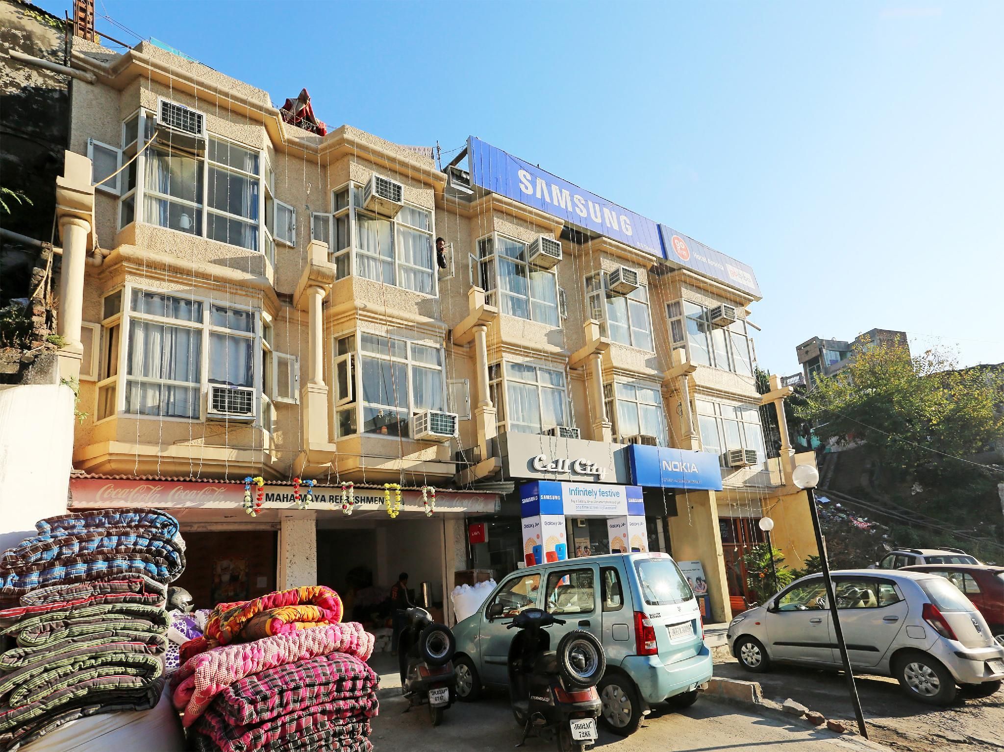 OYO 24954 Hotel Amrita