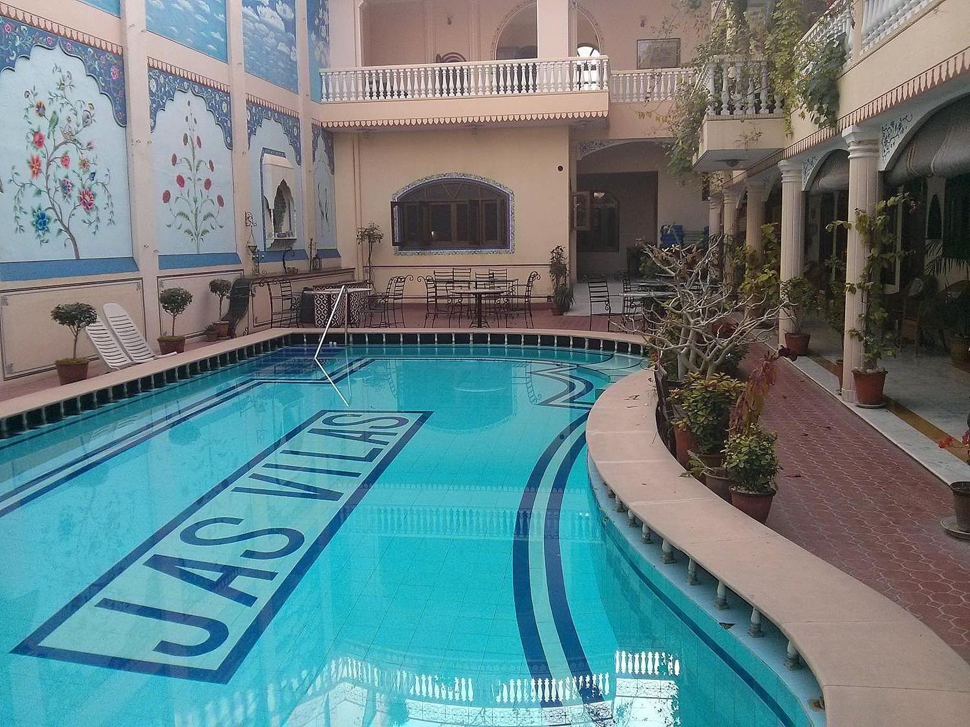 swimming pool