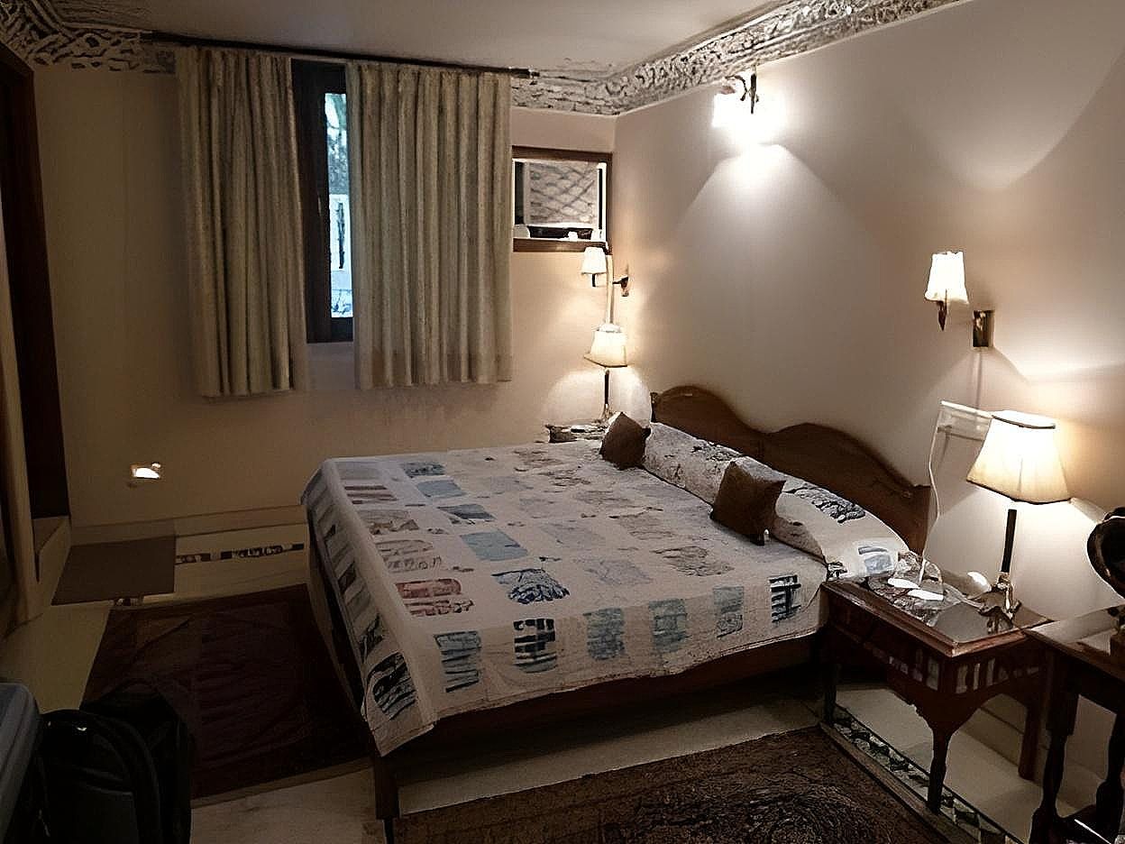 Hotel Jasvilas Standard Room