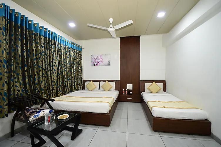 Hotel Shreepriya Deluxe Room