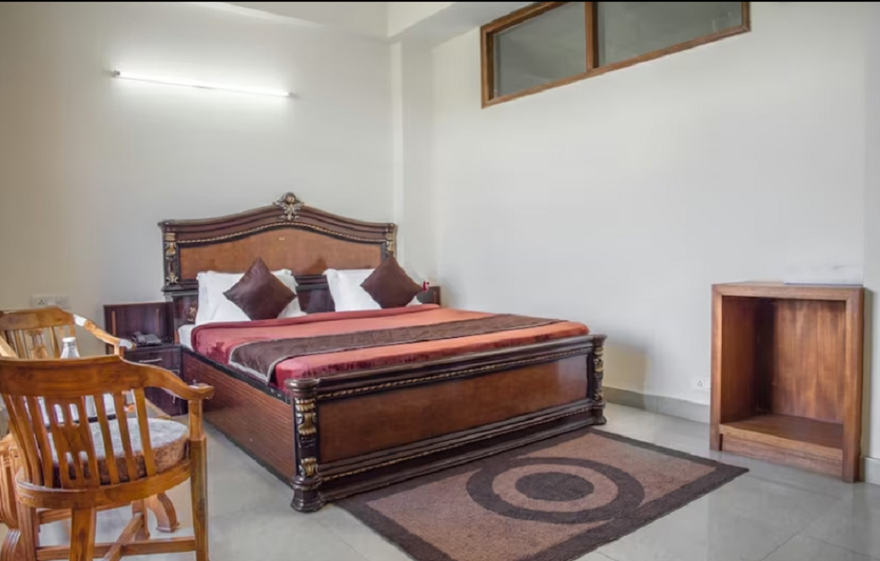 Deluxe Room without View