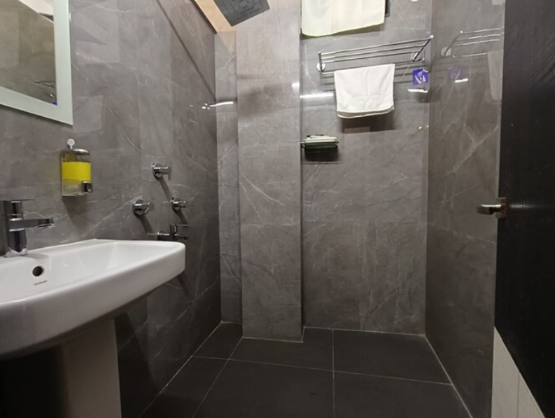 Montana Vyoo Hotel DELUXE ROOMS 3