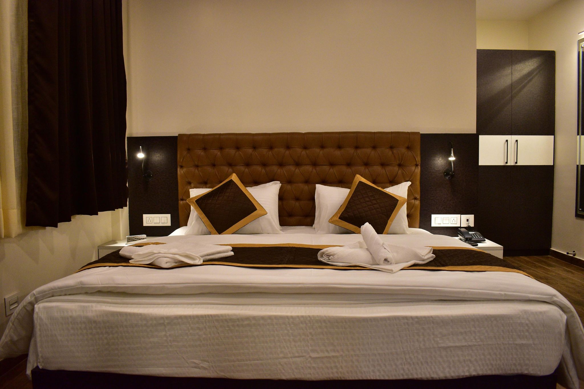 DELUXE ROOM (Triple Occupancy)