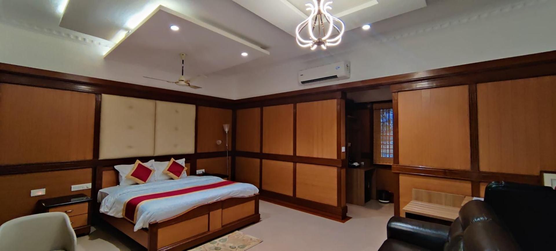 King Suite