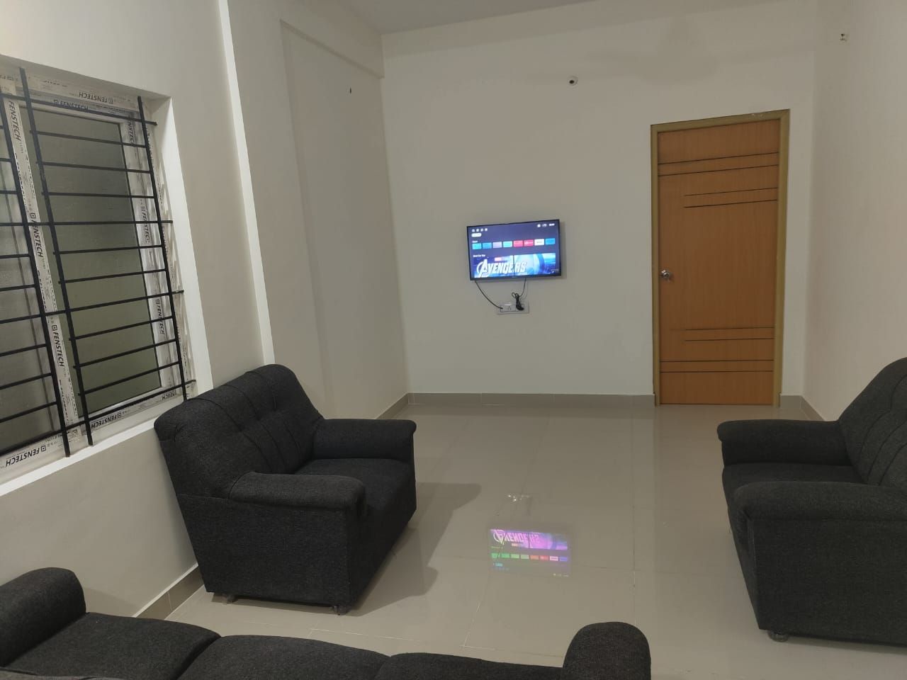 SS Luxury Stay Deluxe Double Room with Balcony 5