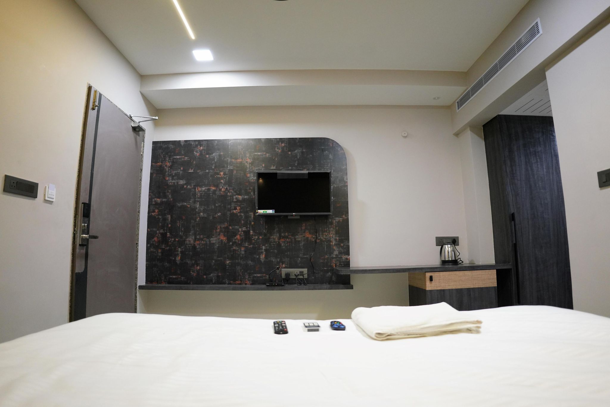 Woodland Hotel Executive Room 8