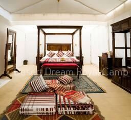 Oman Family Tent (Triple Occupancy)