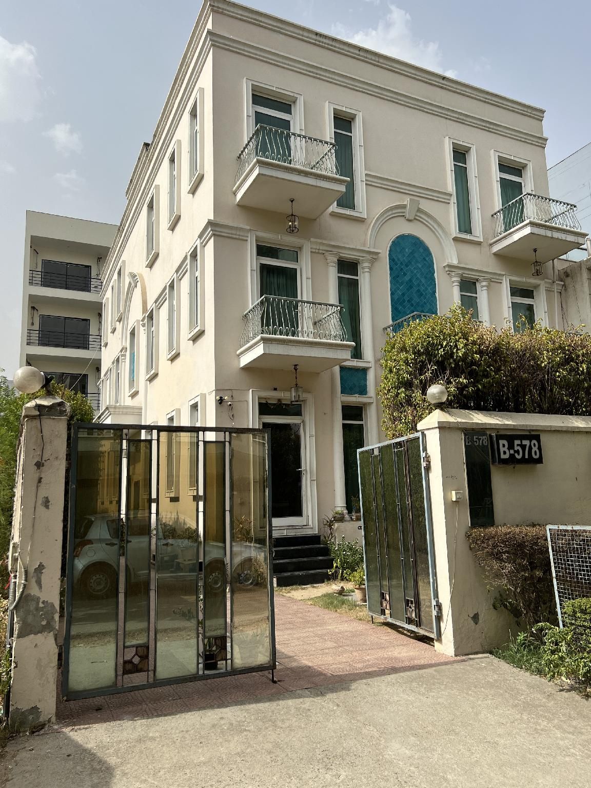 The Luxotic Suites Gurgaon