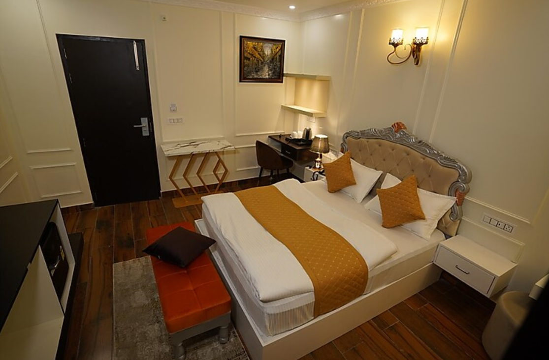 Luxury Room