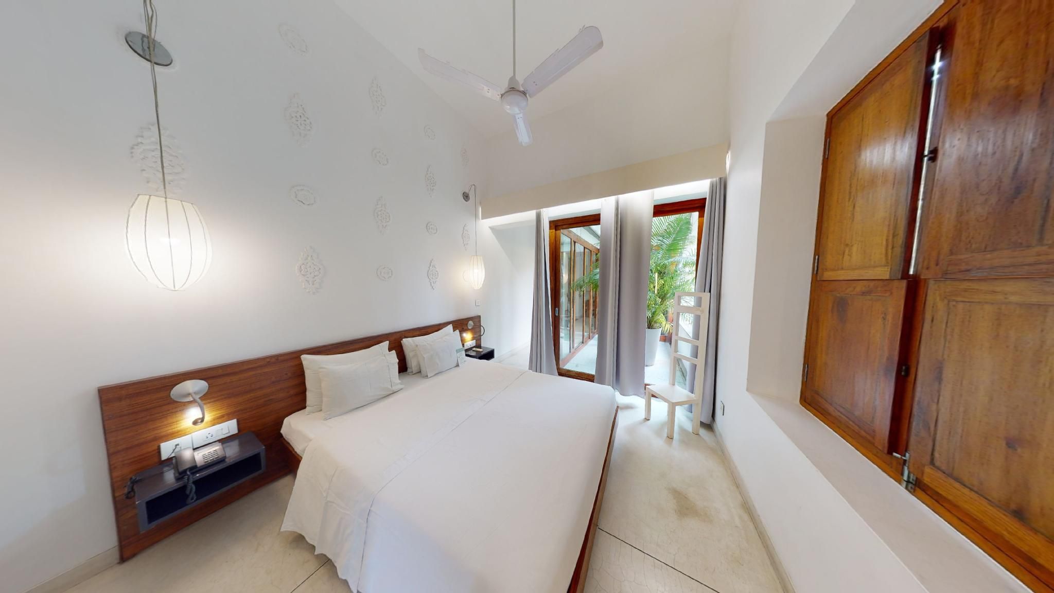 La Villa Hotel North side story