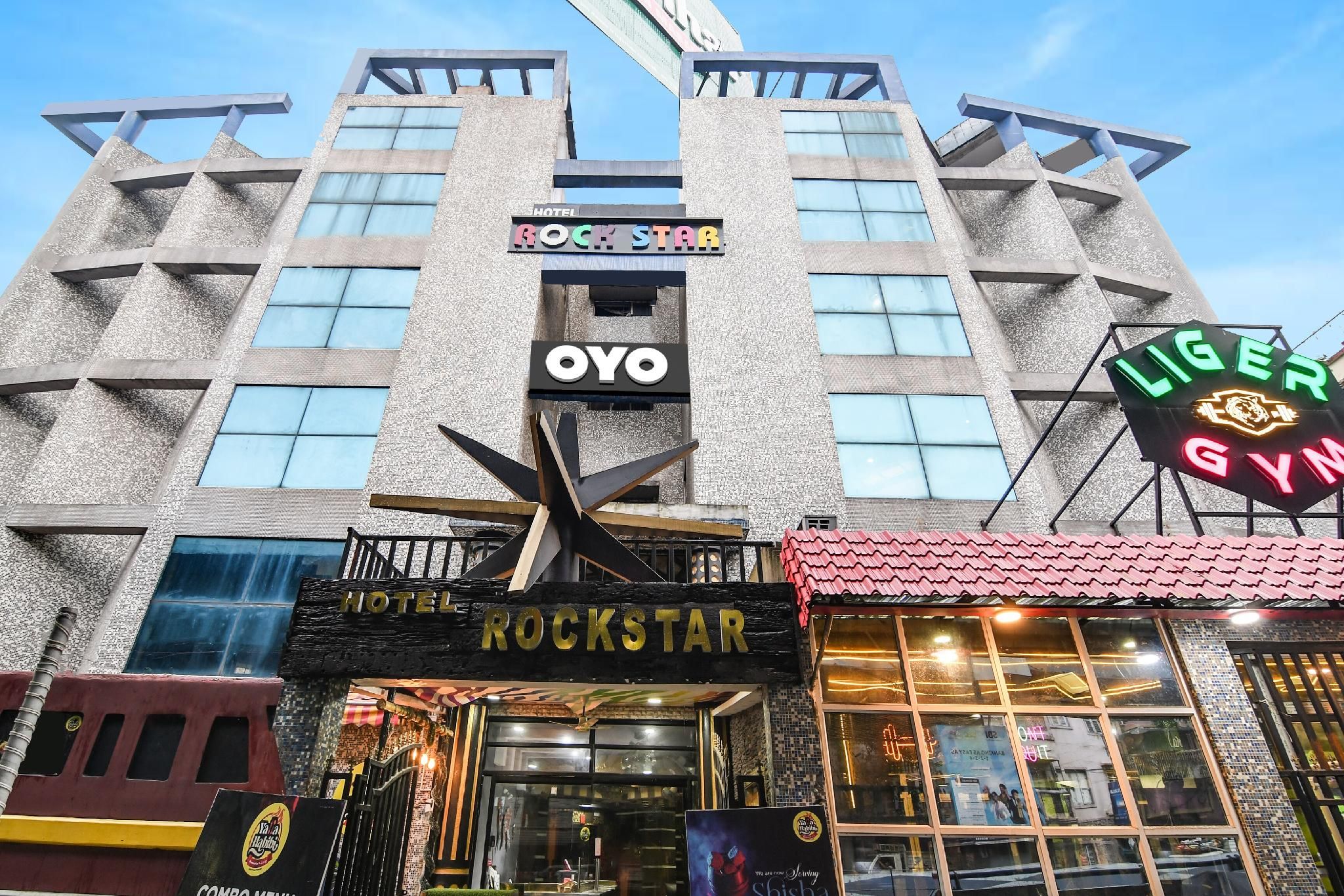 Townhouse 1277 Hotel Rockstar Classic Double or Twin