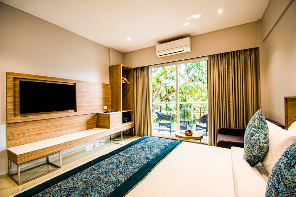 Superior Room with Balcony