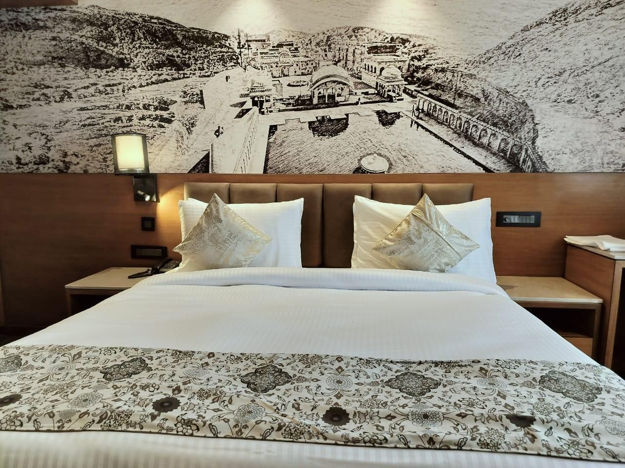 Royal Lakshmi Palace, Jaipur Executive Room
