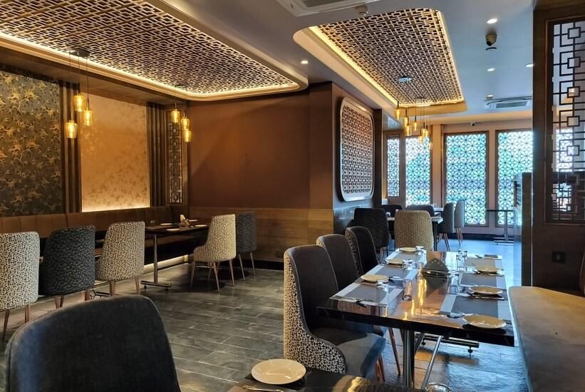 Food & Dining