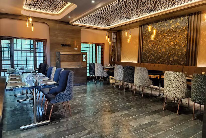 Food & Dining
