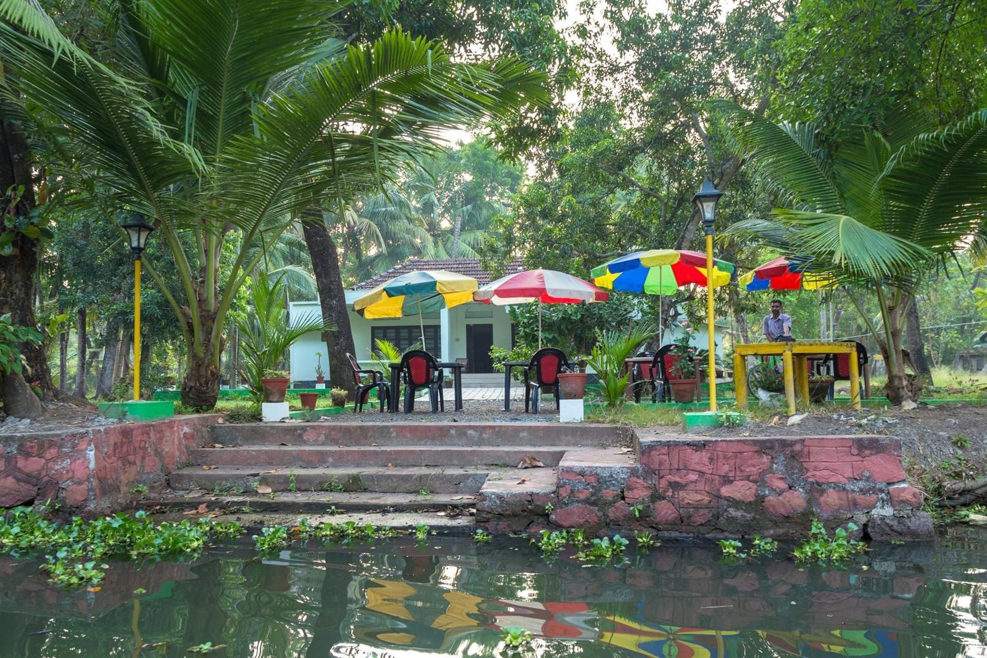 AquaLillies Water Front Heritage Homestay