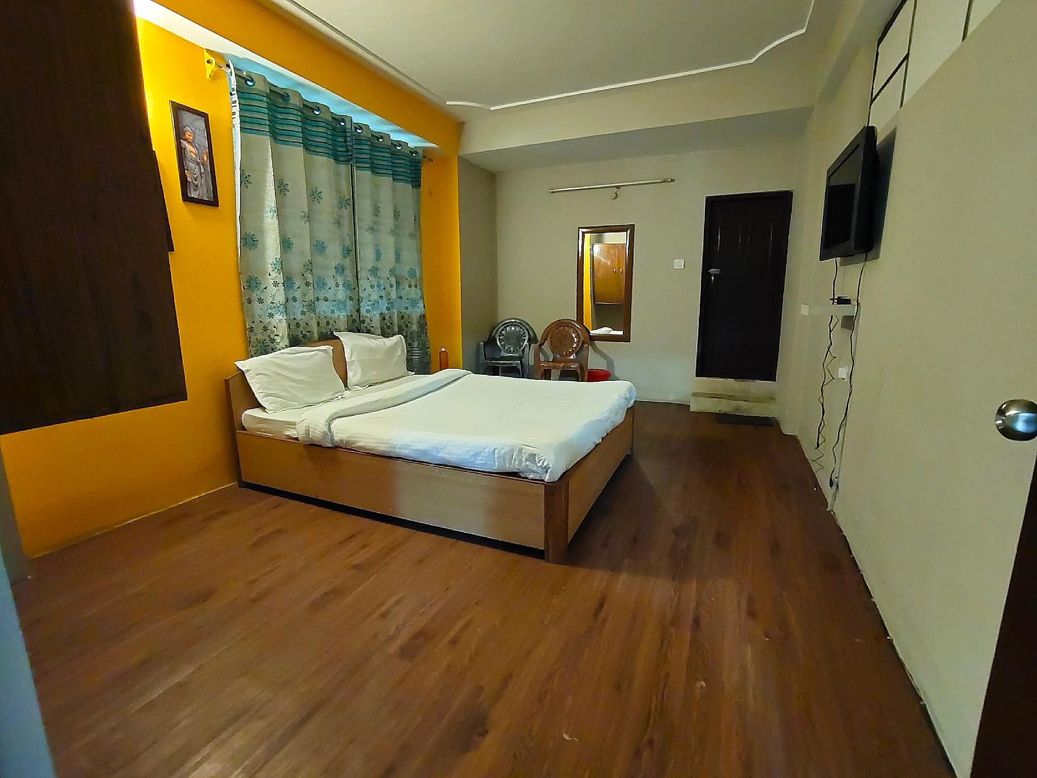 Standard Room (Non View)