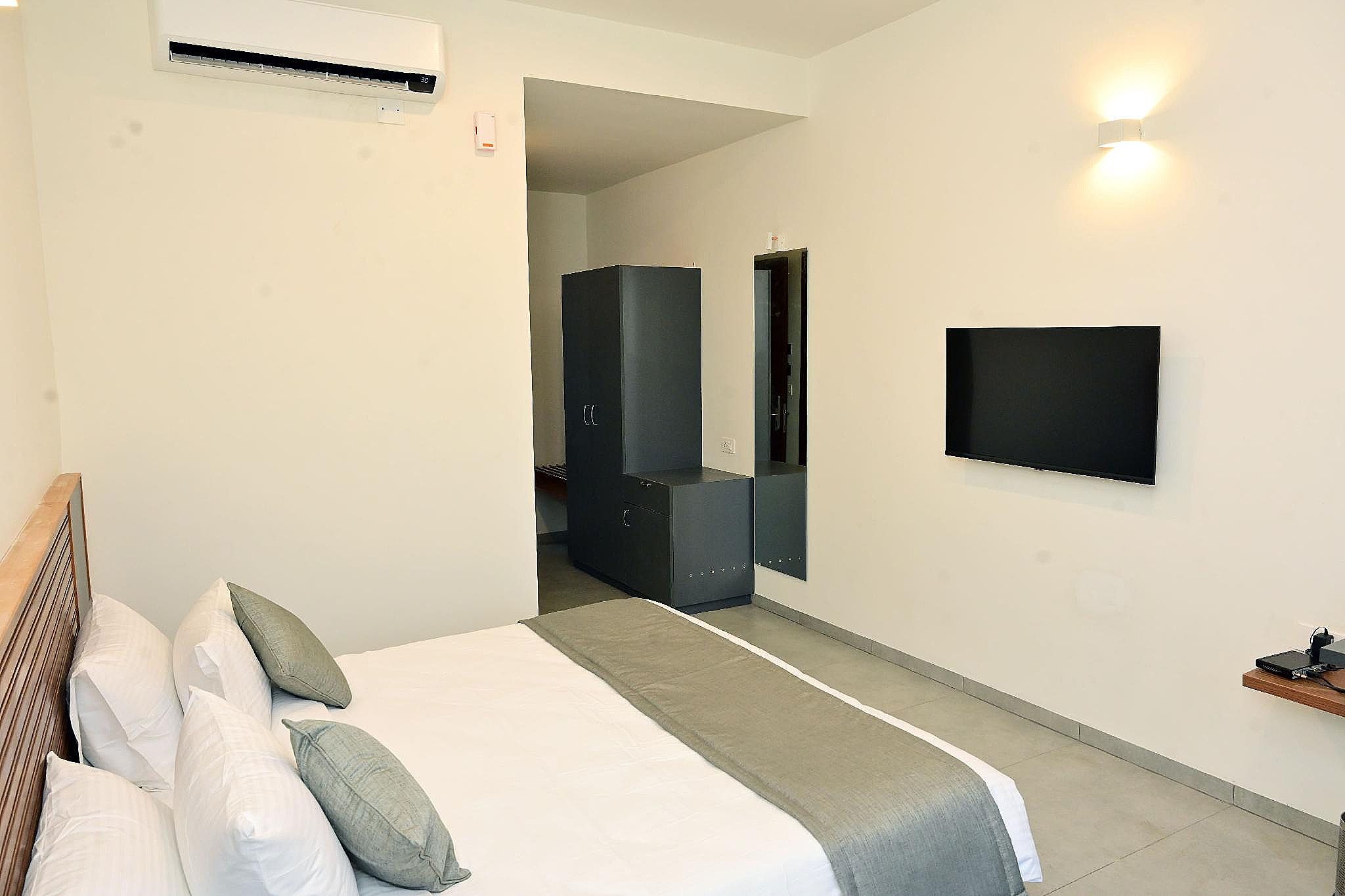 Clarks inn Express, KRS road-Mandya, Mysore Standard Room (Non View)