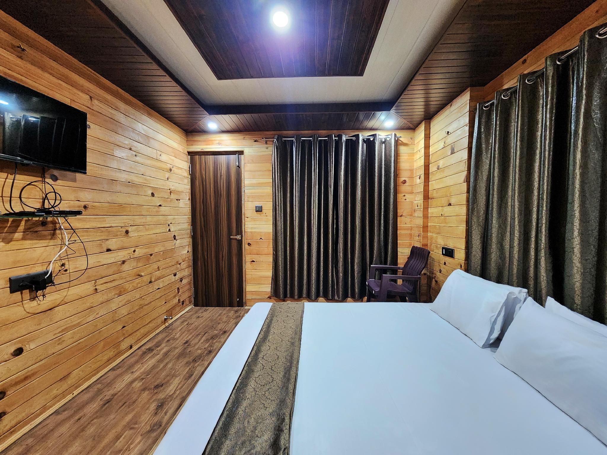 Superior Room with Balcony