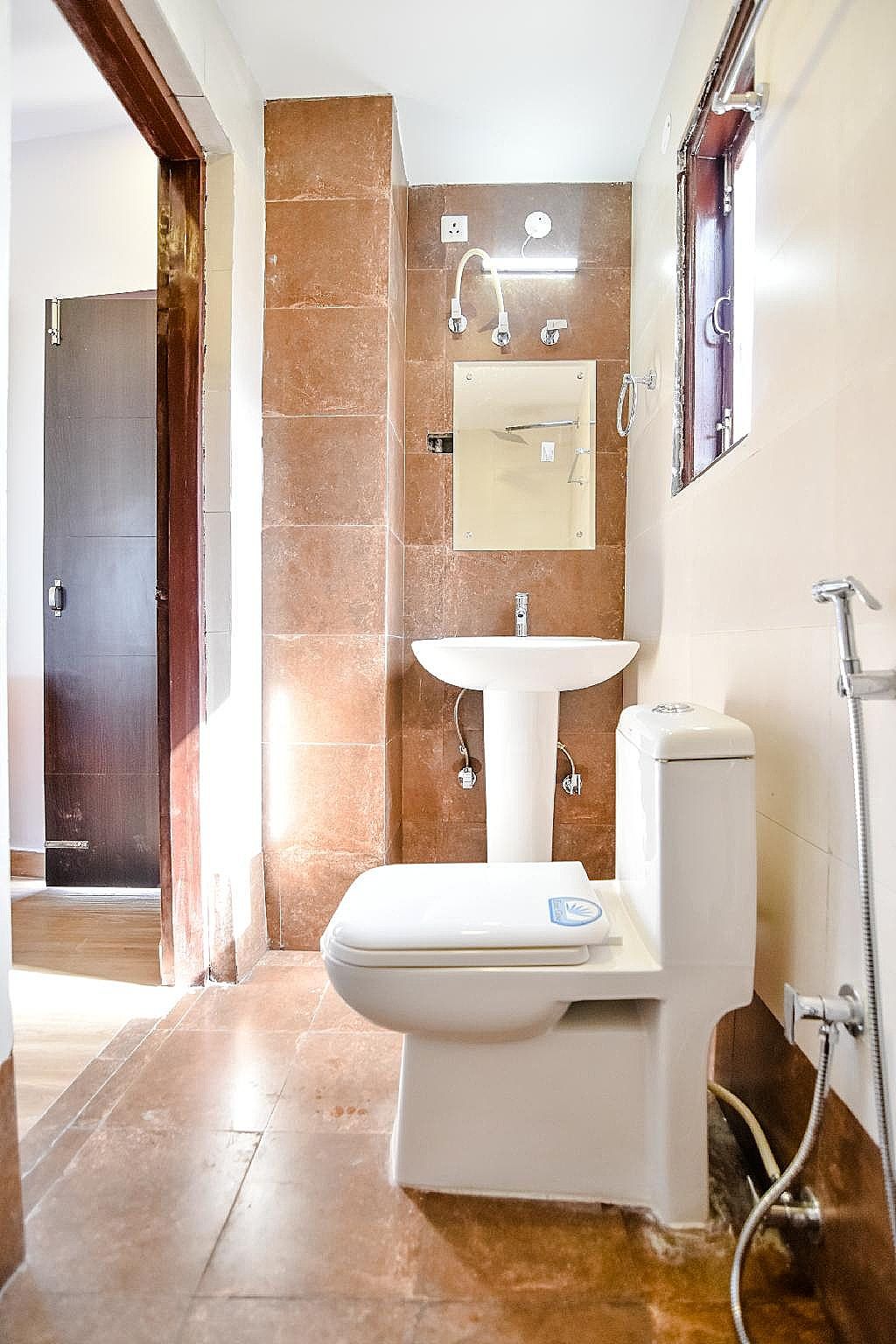 Hotel Kaithli Hills Shimla Deluxe Suite 3