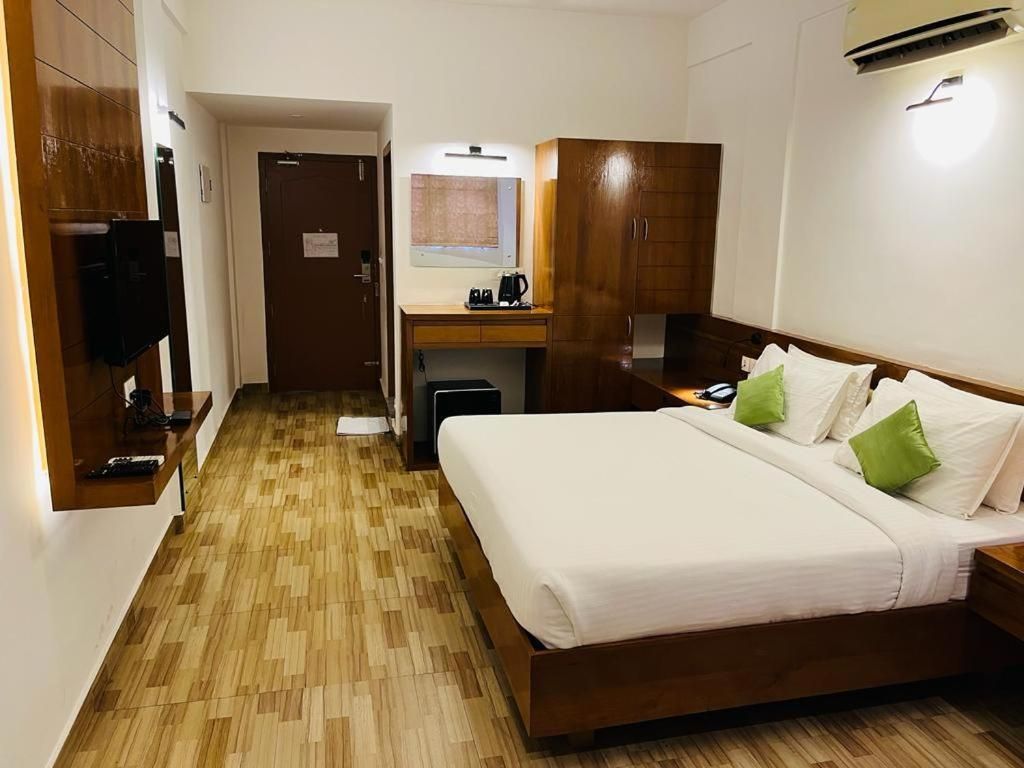 Deluxe Double Studio