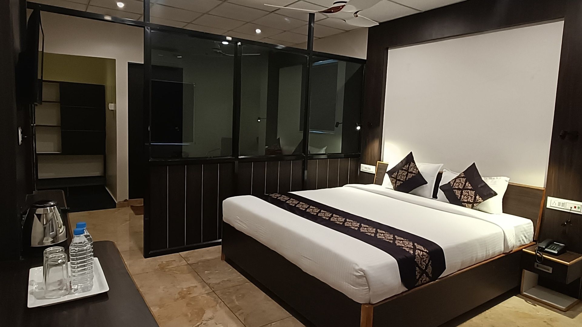 Executive Suite