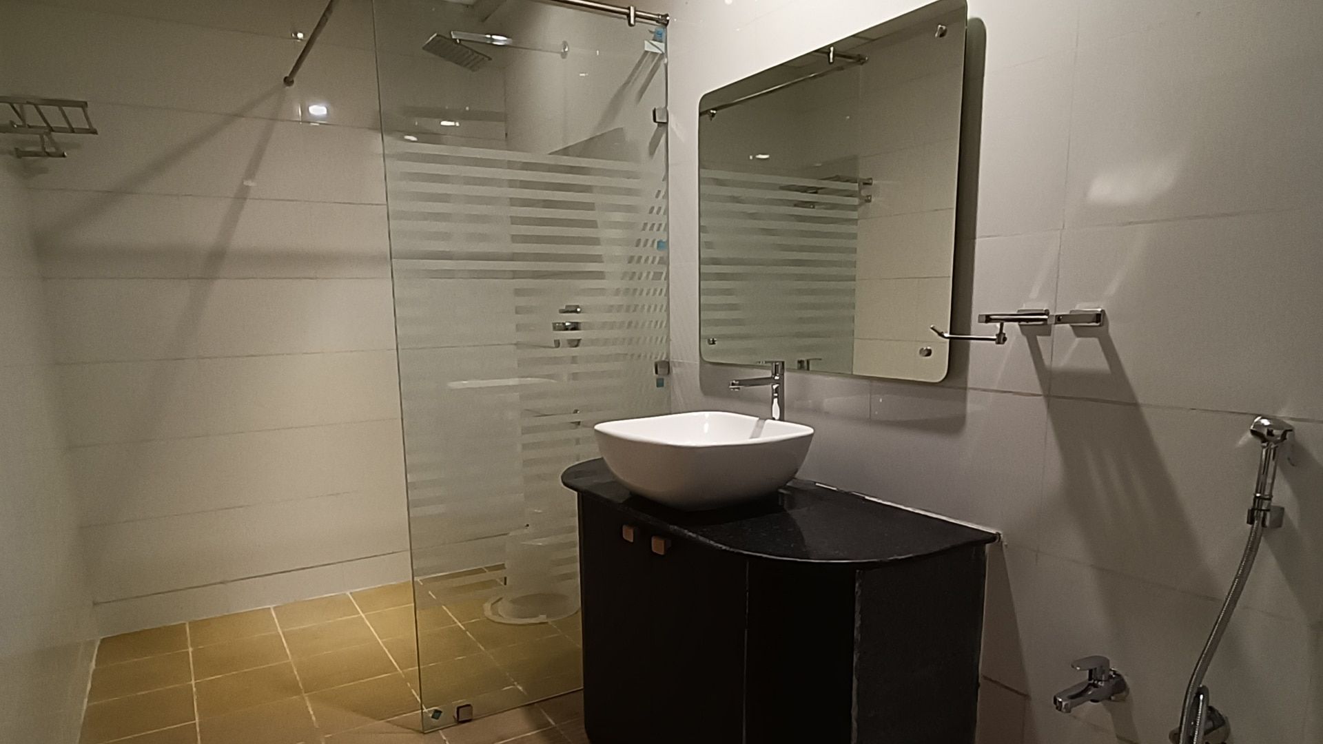 Hotel Dev Inn Somnath  Deluxe Room 8