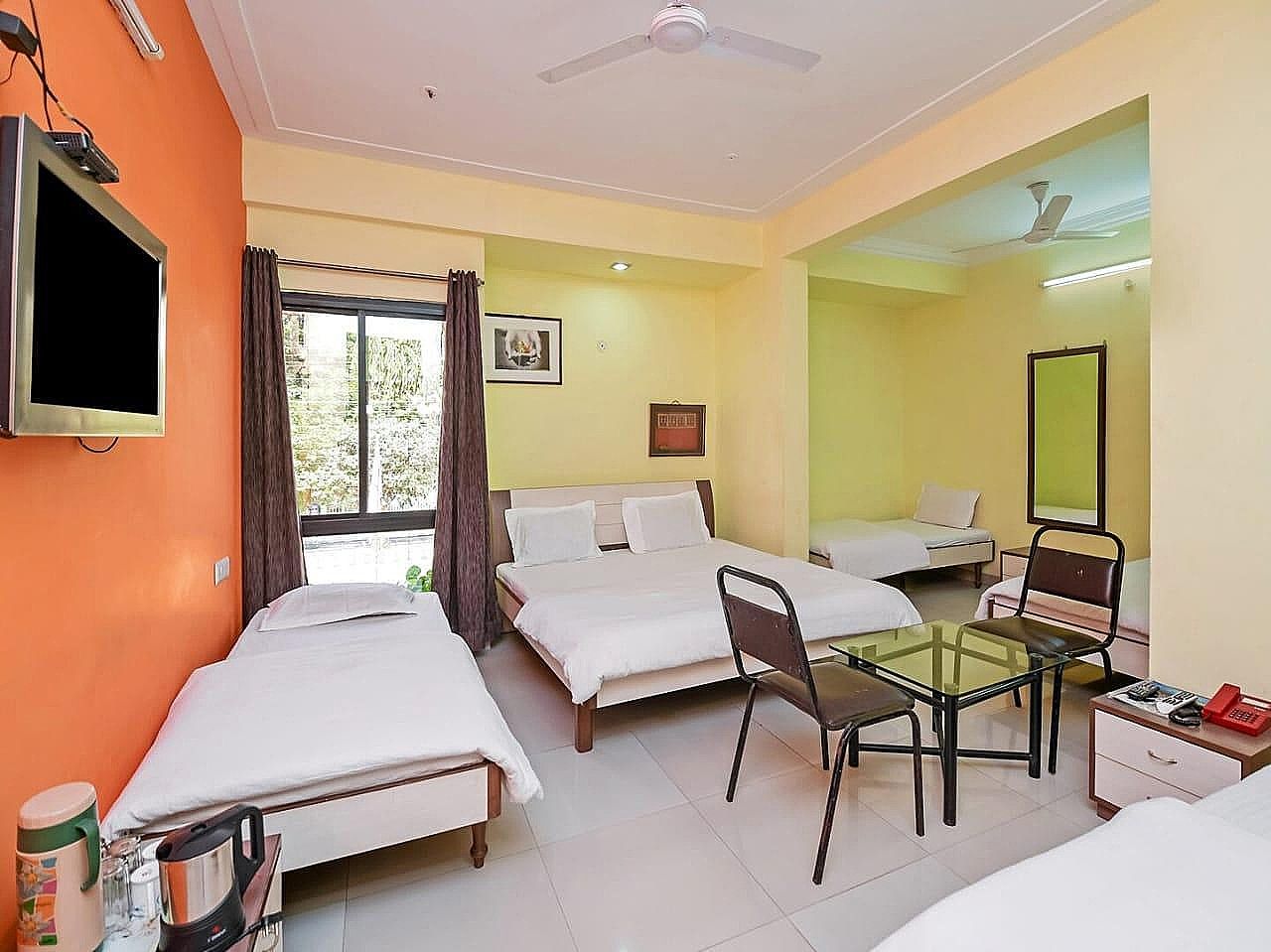 Hotel Shree Double Room 2
