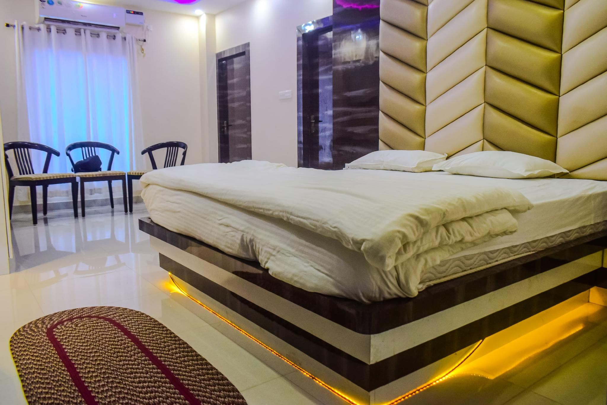 Super Deluxe Room