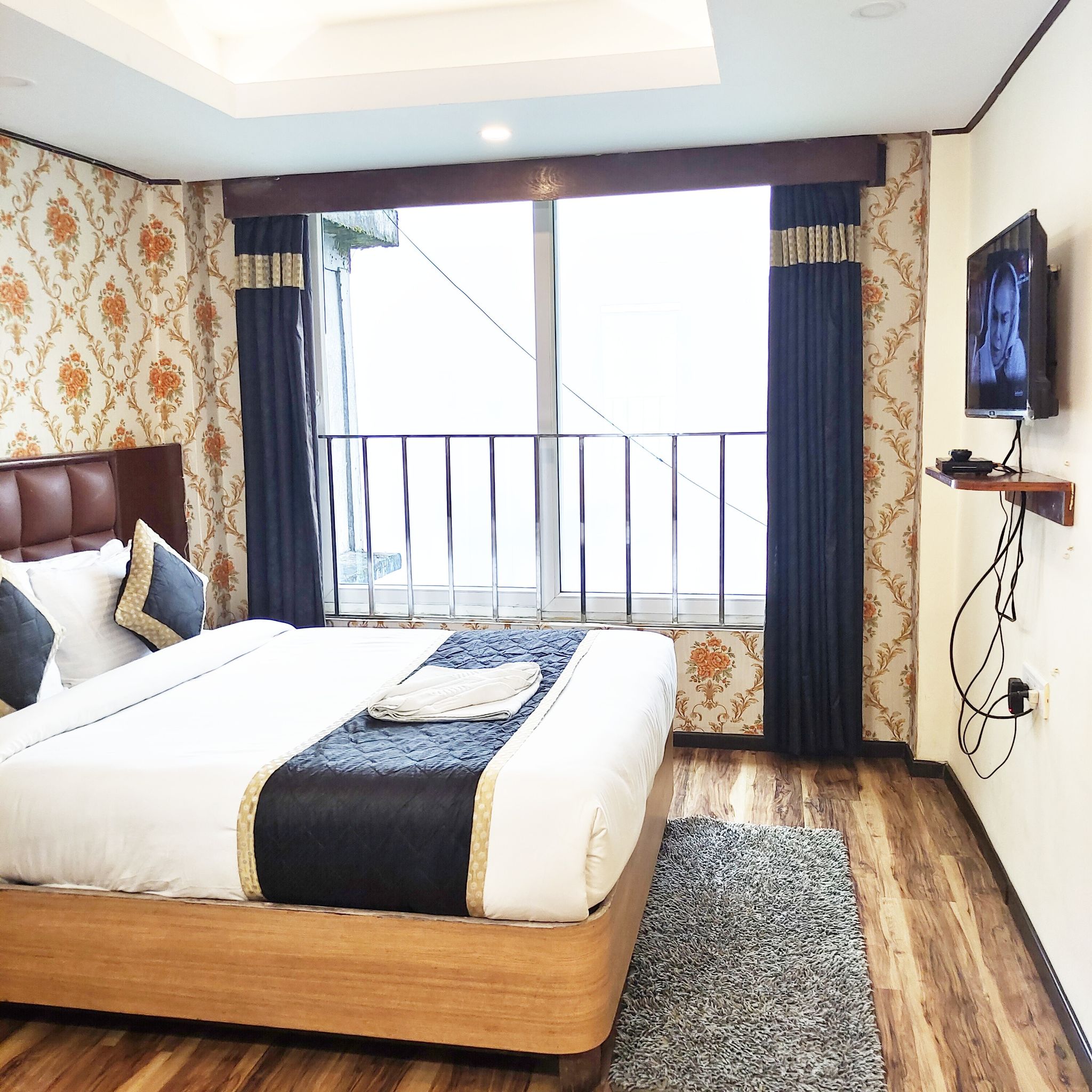 Tripoo Potala Palace Super Deluxe Room. 14