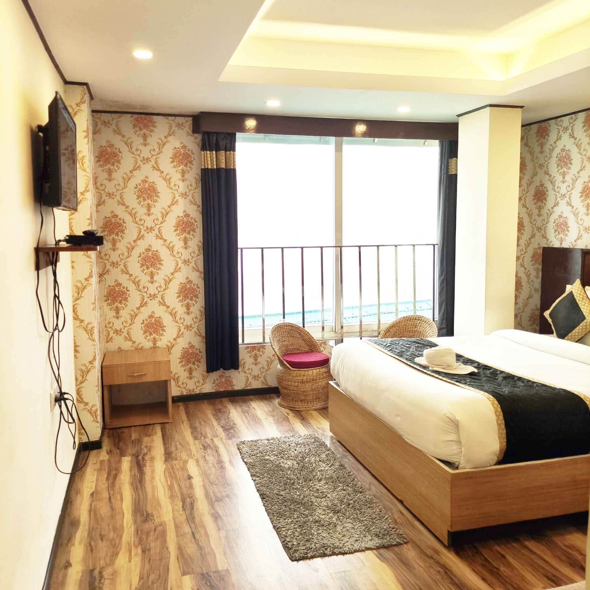 Tripoo Potala Palace Super Deluxe Room. 22