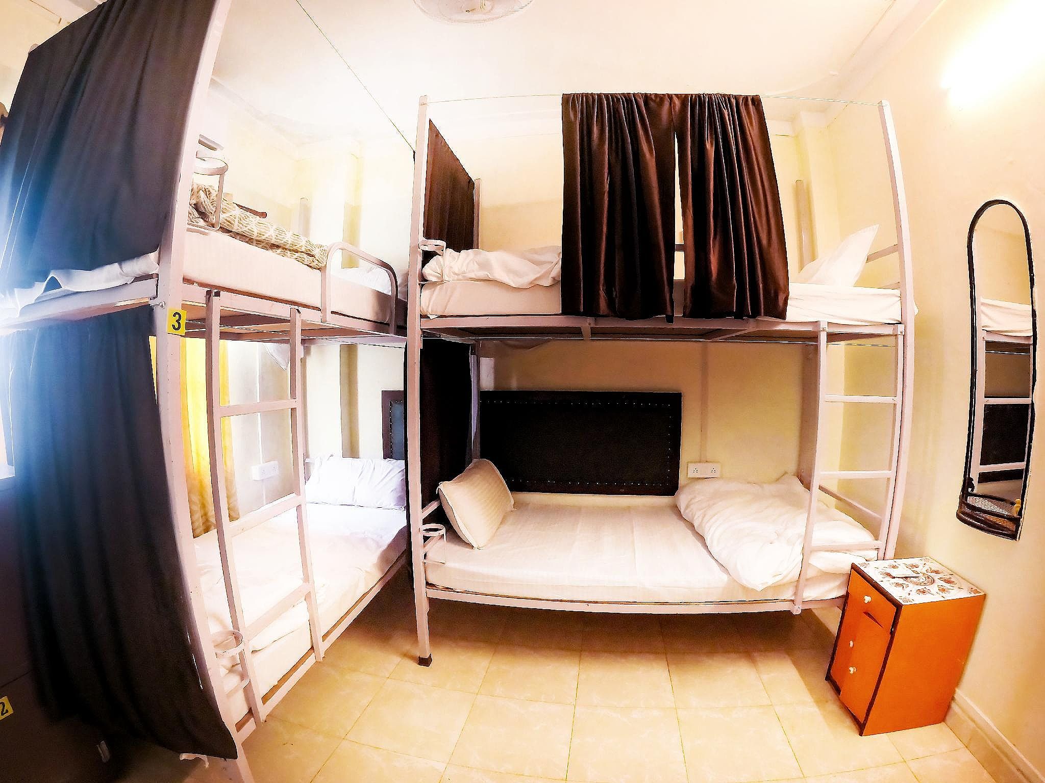 4 Bed Mixed Dorm