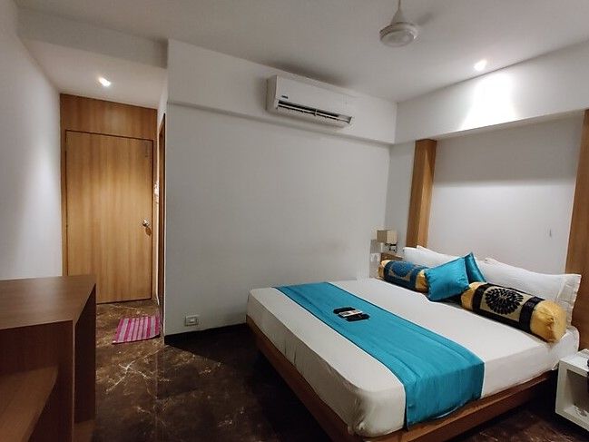 Hotel Royal Oak Deluxe Room